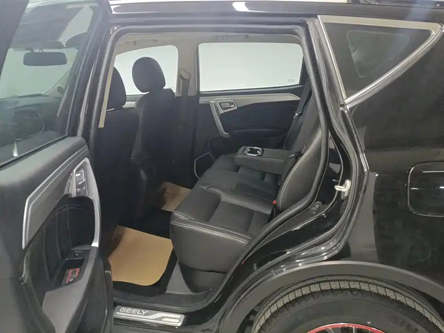 GEELY AUTO VISION X6 2017