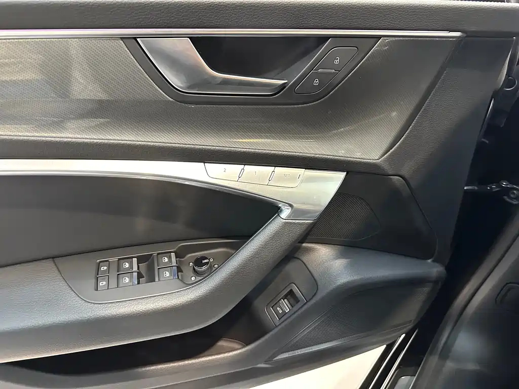 AUDI A7 2021
