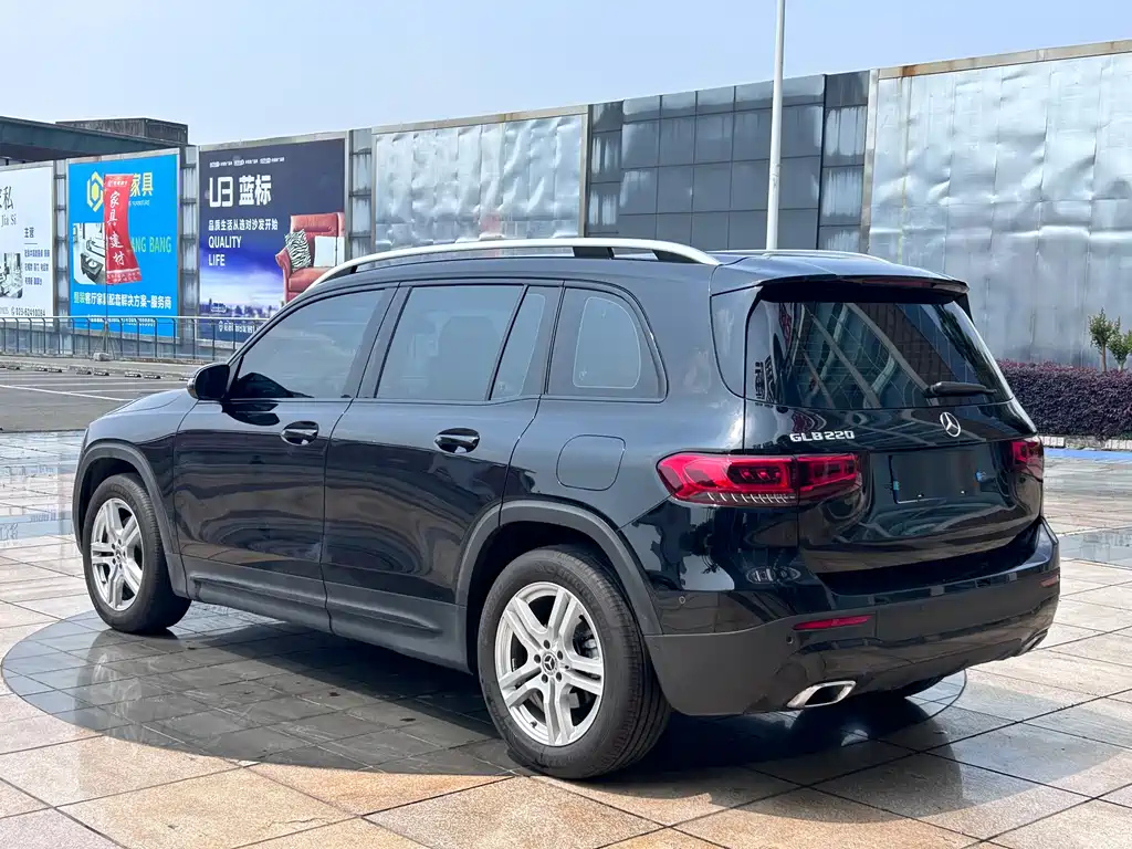 MERCEDES BENZ GLB 2022