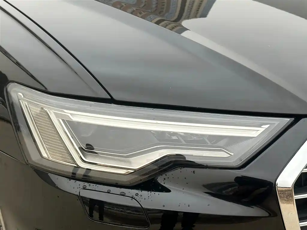 AUDI A6L 2021