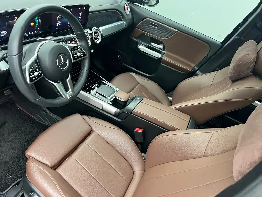 MERCEDES BENZ GLB 2022