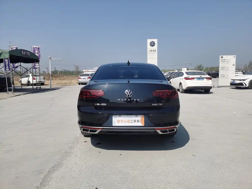 VOLKSWAGEN MAGOTAN 2022