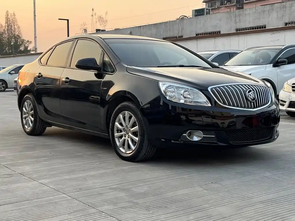 BUICK EXCELLE 2011