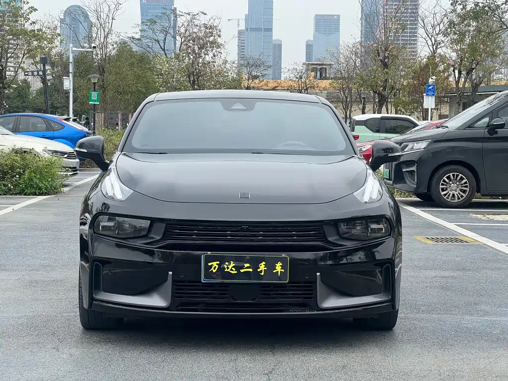 LYNK&CO 03 2021