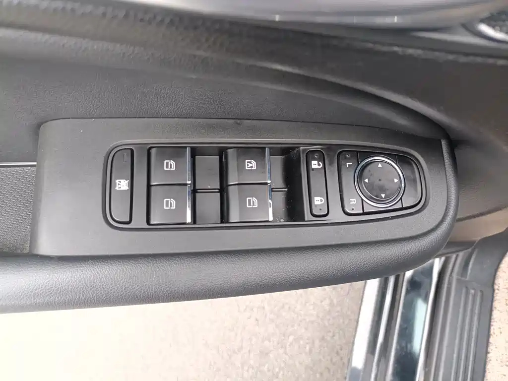 TRUMPCHI M6 2021