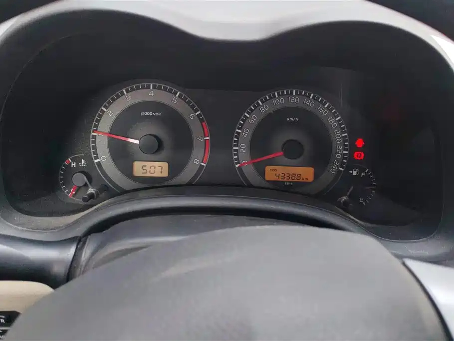 TOYOTA COROLLA 2014