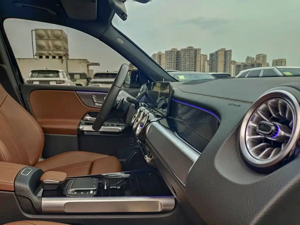 MERCEDES BENZ GLB 2022