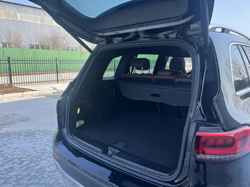 MERCEDES BENZ GLB 2022