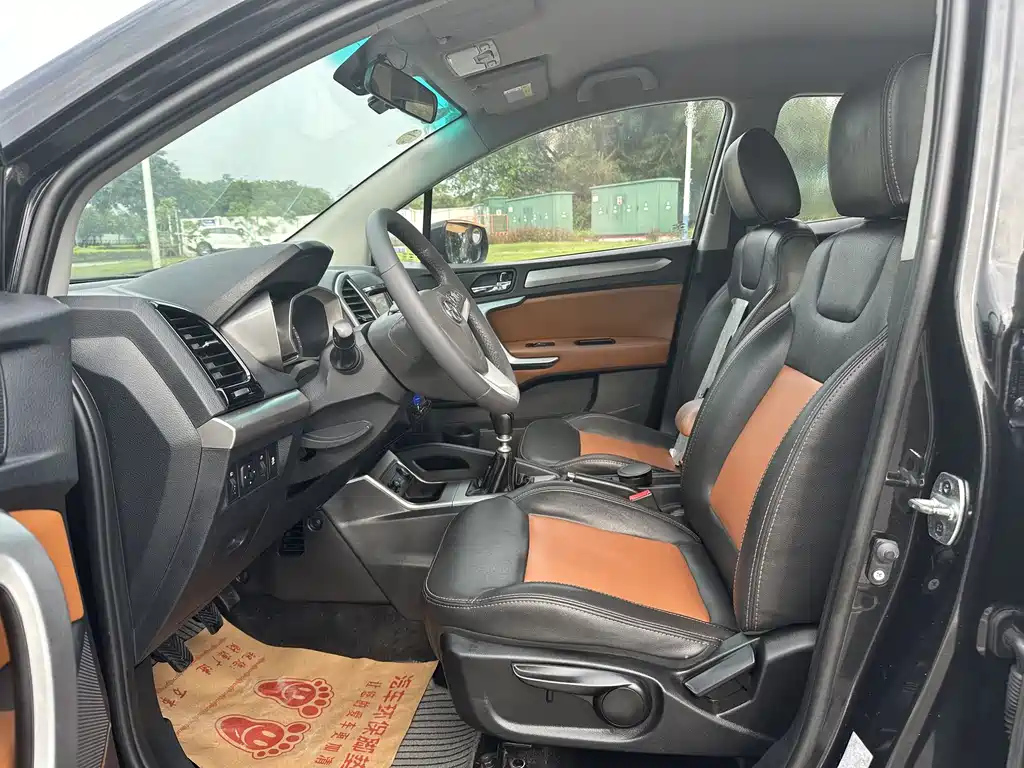 JAC REFINE S3 2015