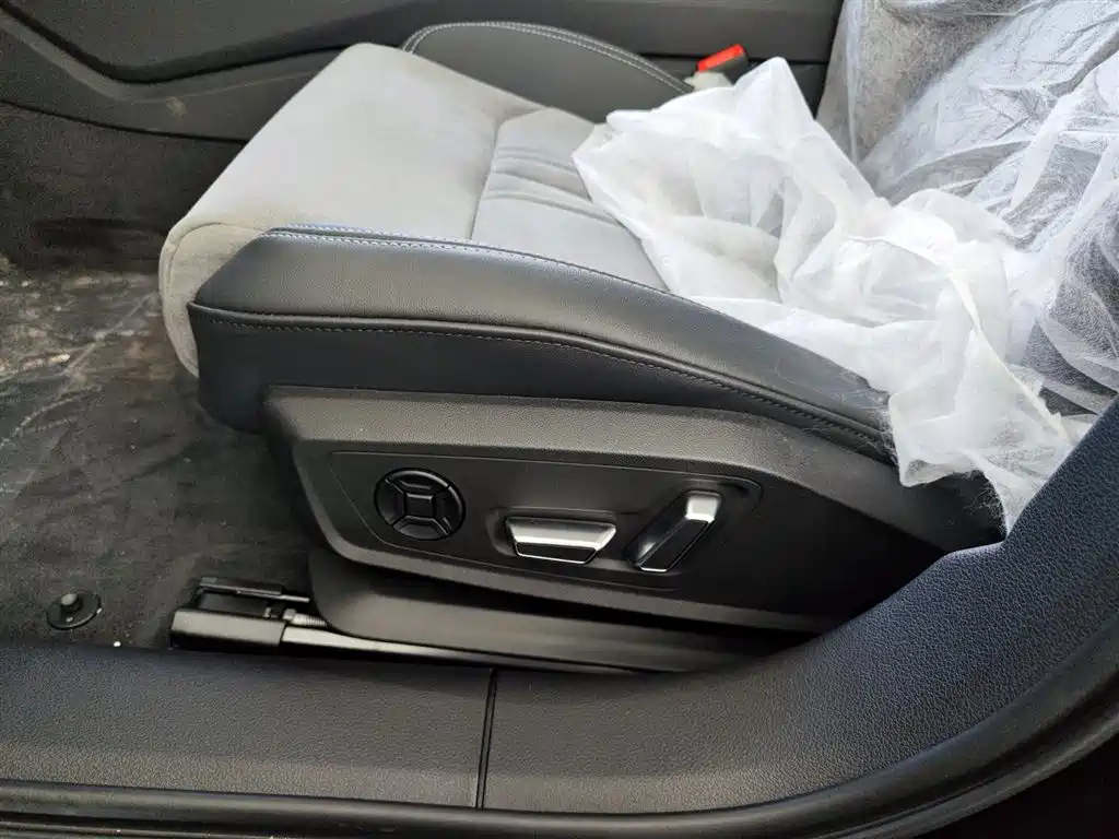 AUDI A6L 2024