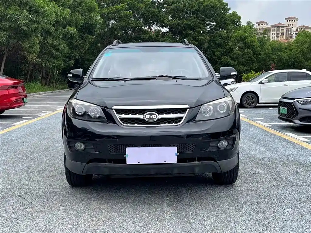 BYD S6 2015