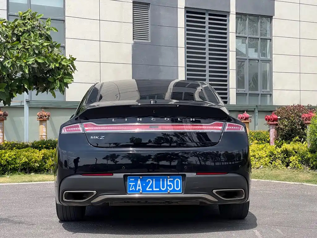 LINCOLN MKZ 2021