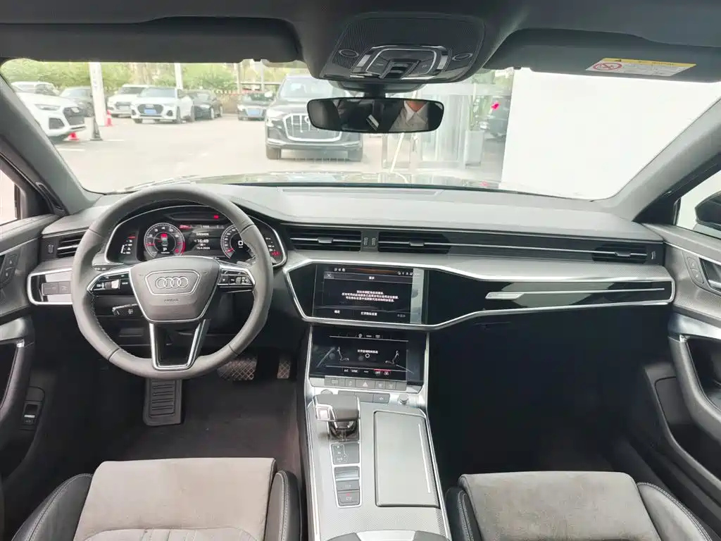 AUDI A6L 2021