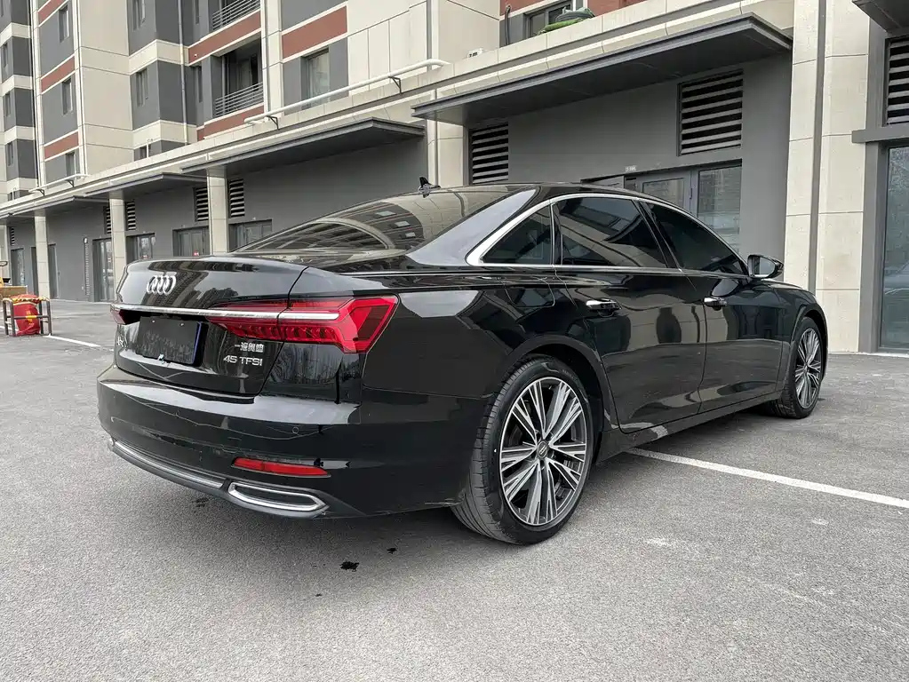 AUDI A6L 2021