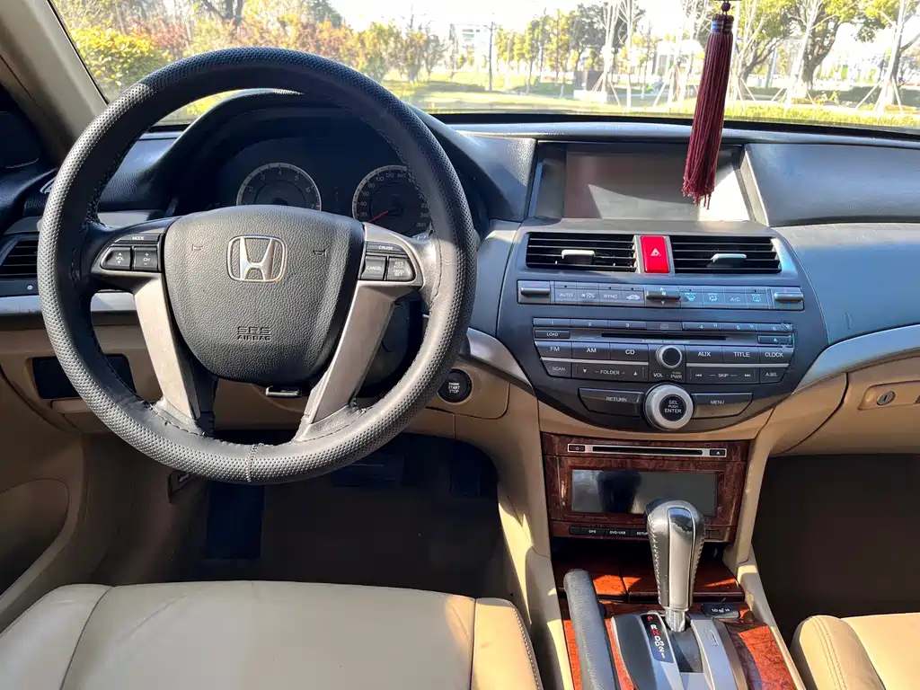 HONDA ACCORD 2011
