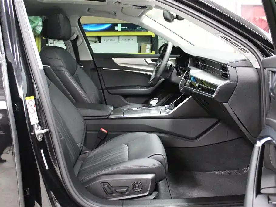 AUDI A6L 2020