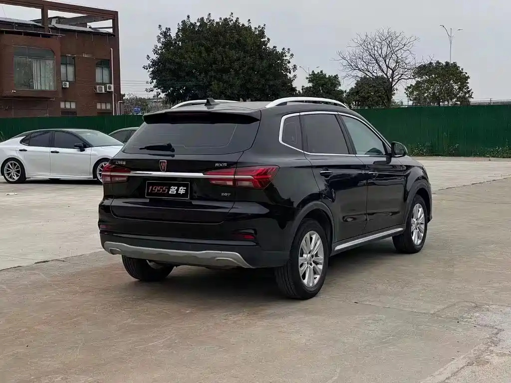 ROEWE RX5 2019