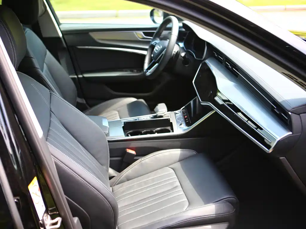 AUDI A6L 2023