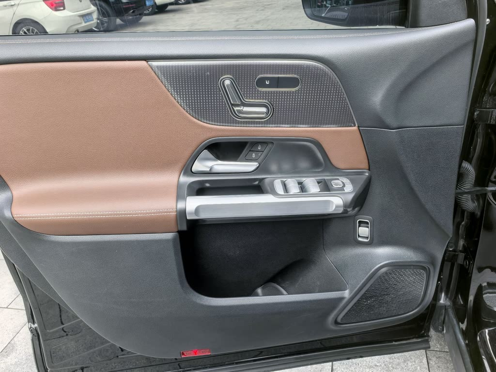 MERCEDES BENZ GLB 2022
