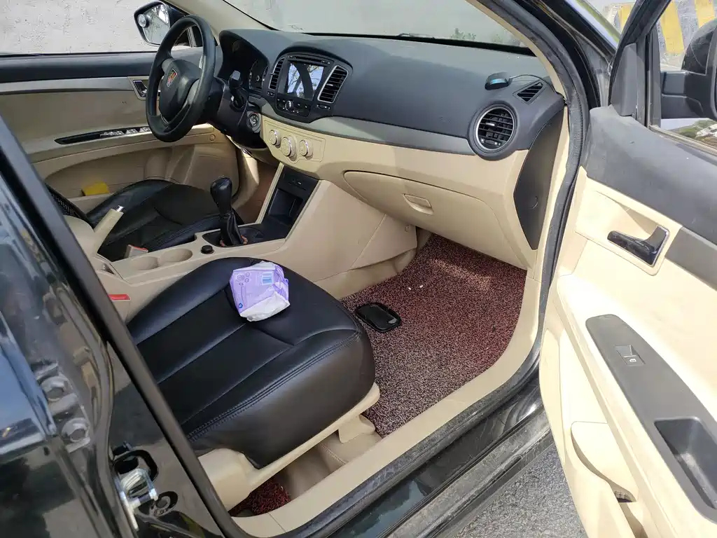 ROEWE 350 2015