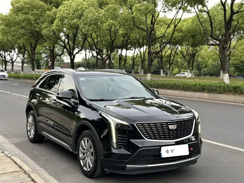 CADILLAC XT4 2021