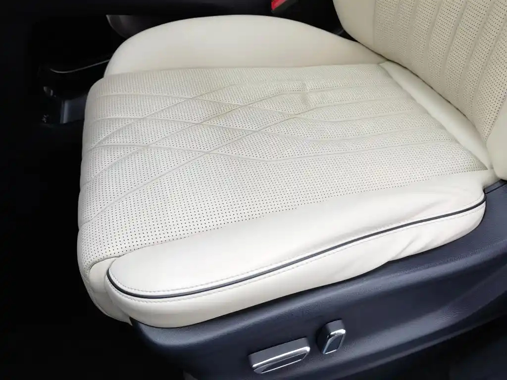 TRUMPCHI M8 2021