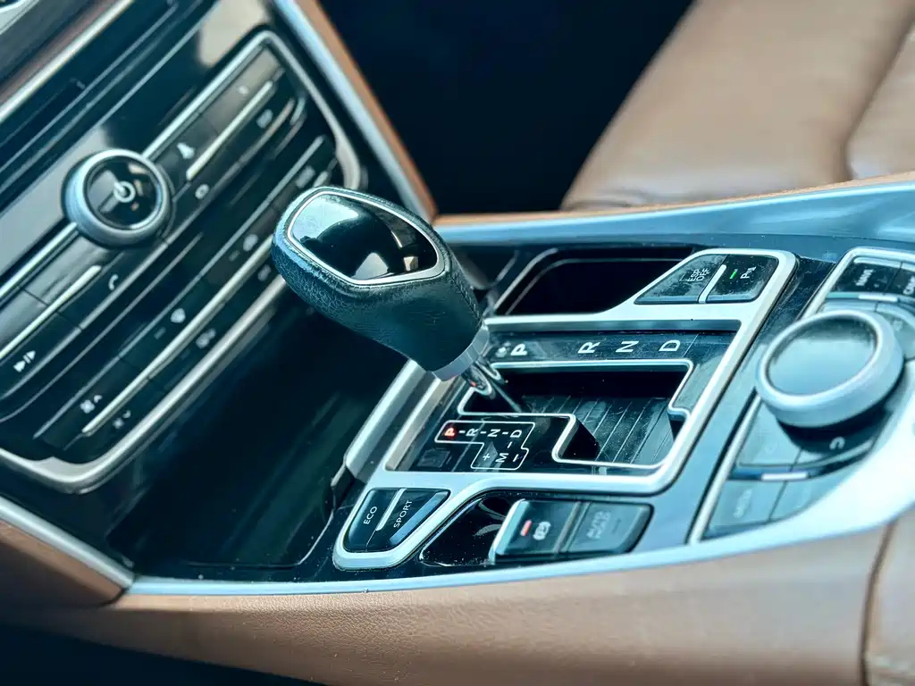 GEELY AUTO BORUI 2018