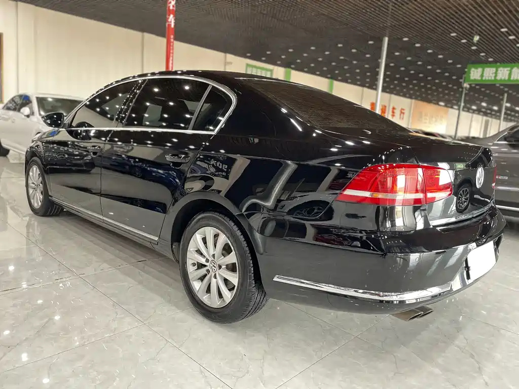 VOLKSWAGEN MAGOTAN 2016