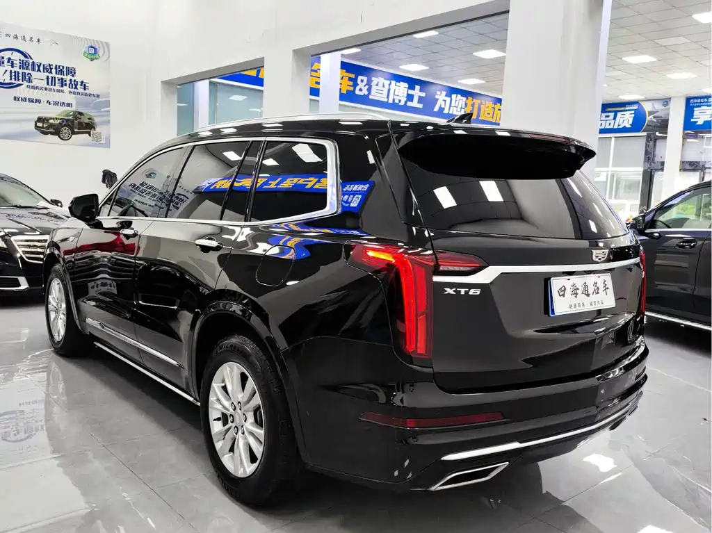 CADILLAC XT6 2020