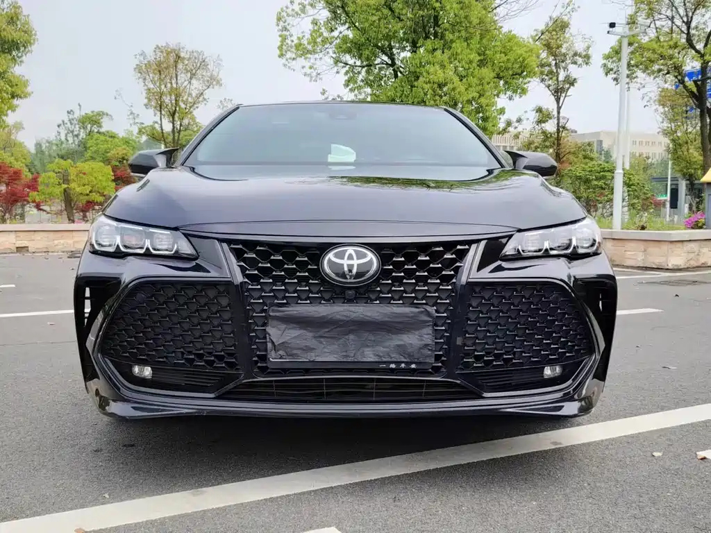 TOYOTA AVALON 2022