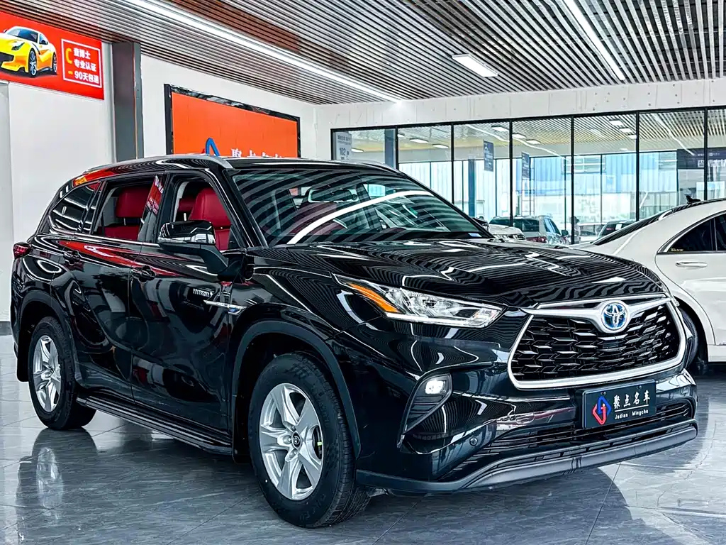 TOYOTA HIGHLANDER 2022