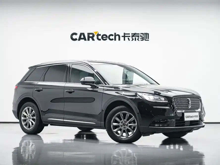 LINCOLN ADVENTURER 2021