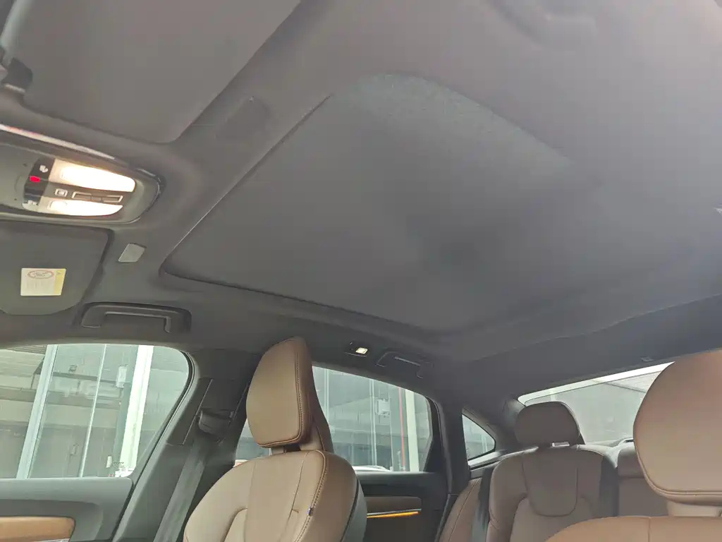 VOLVO S90 2022