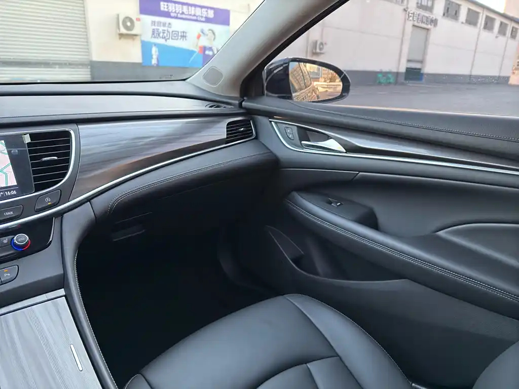 BUICK LACROSSE 2020