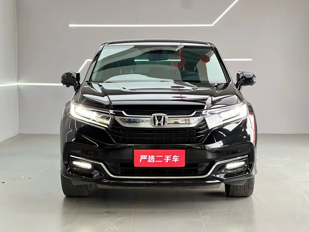 HONDA AVANCIER 2021