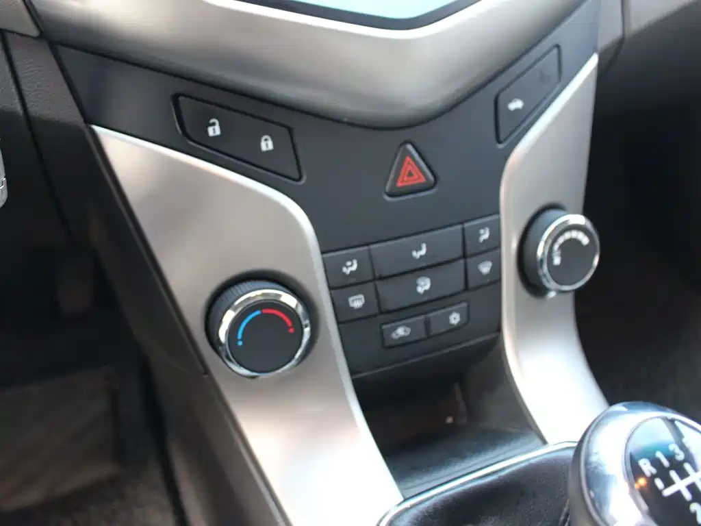 CHEVROLET CRUZE 2016