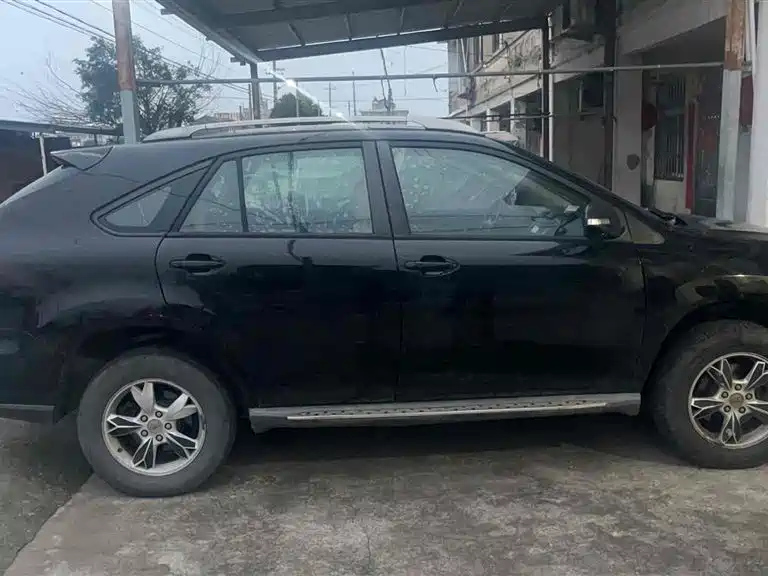 BYD S6 2013