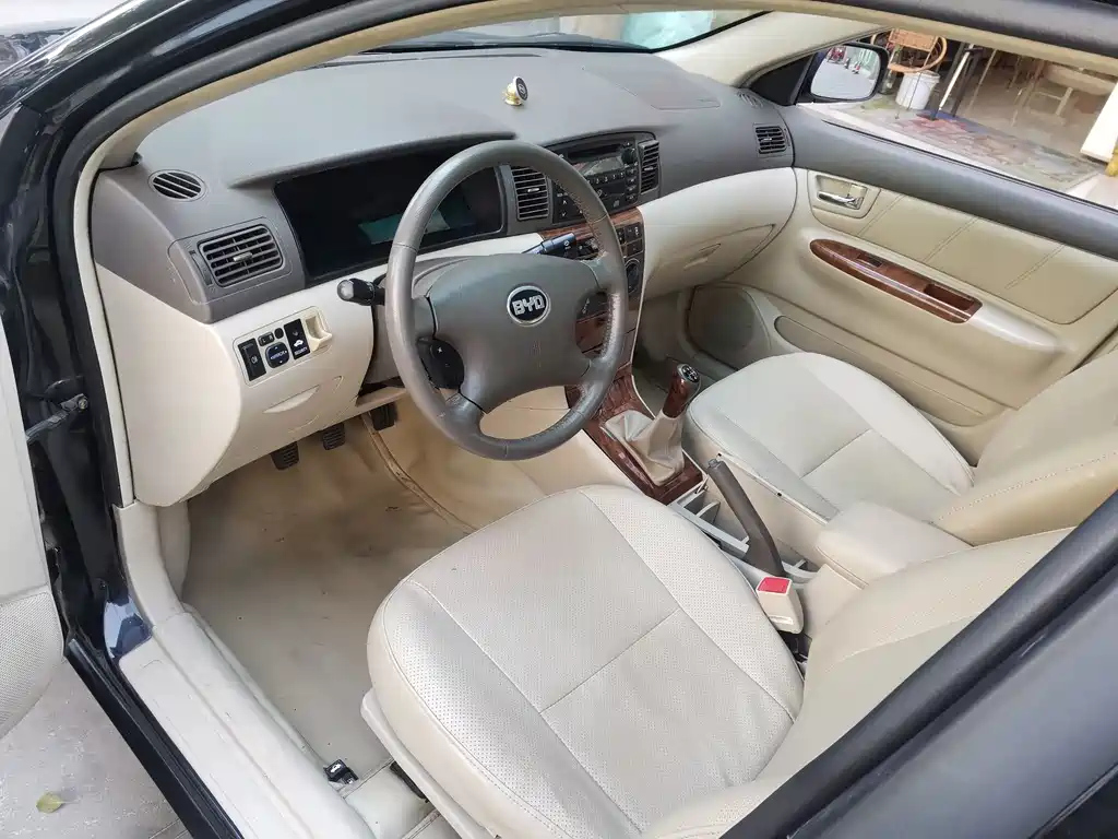BYD F3 2010