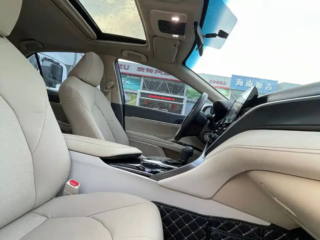 TOYOTA CAMRY 2022