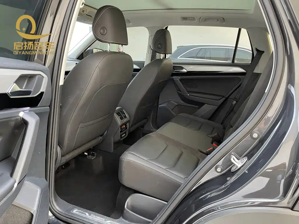 VOLKSWAGEN TAYRON 2022