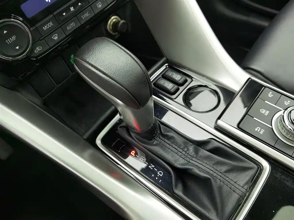 MITSUBISHI OTHER 2019