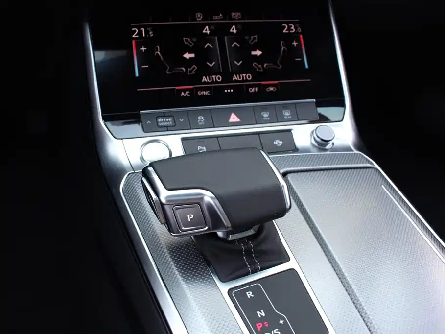 AUDI A6L 2021