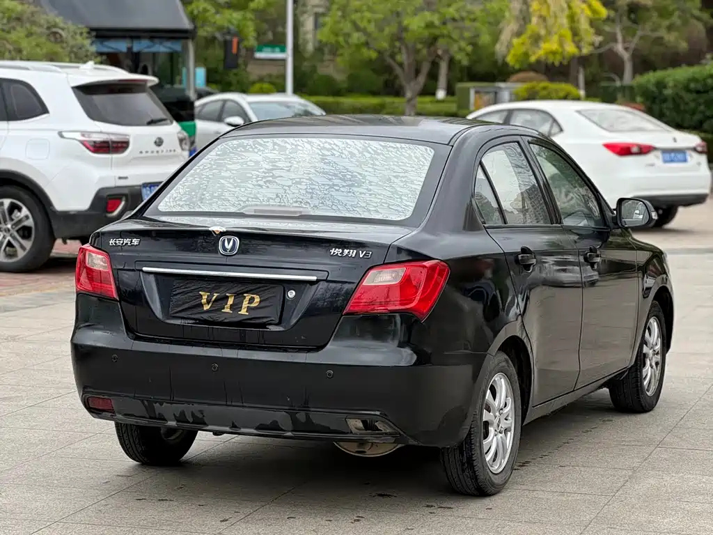 CHANGAN ALSVIN V3 2015