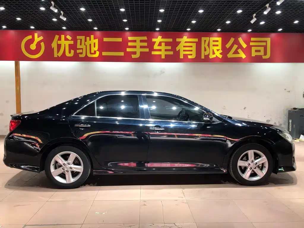 TOYOTA CAMRY 2013