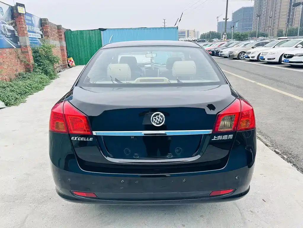 BUICK EXCELLE 2010