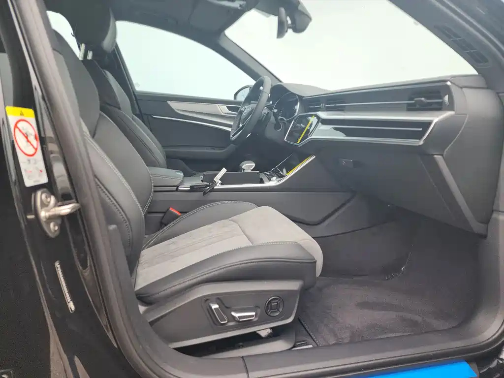 AUDI A6L 2024