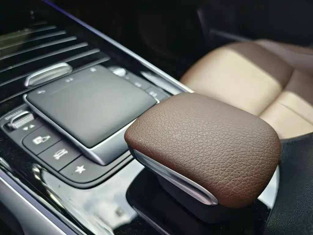 MERCEDES BENZ GLB 2022