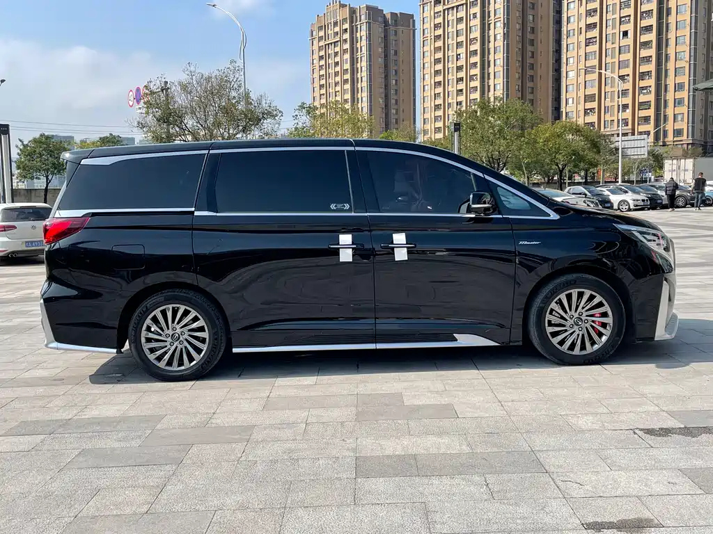 TRUMPCHI M8 2021