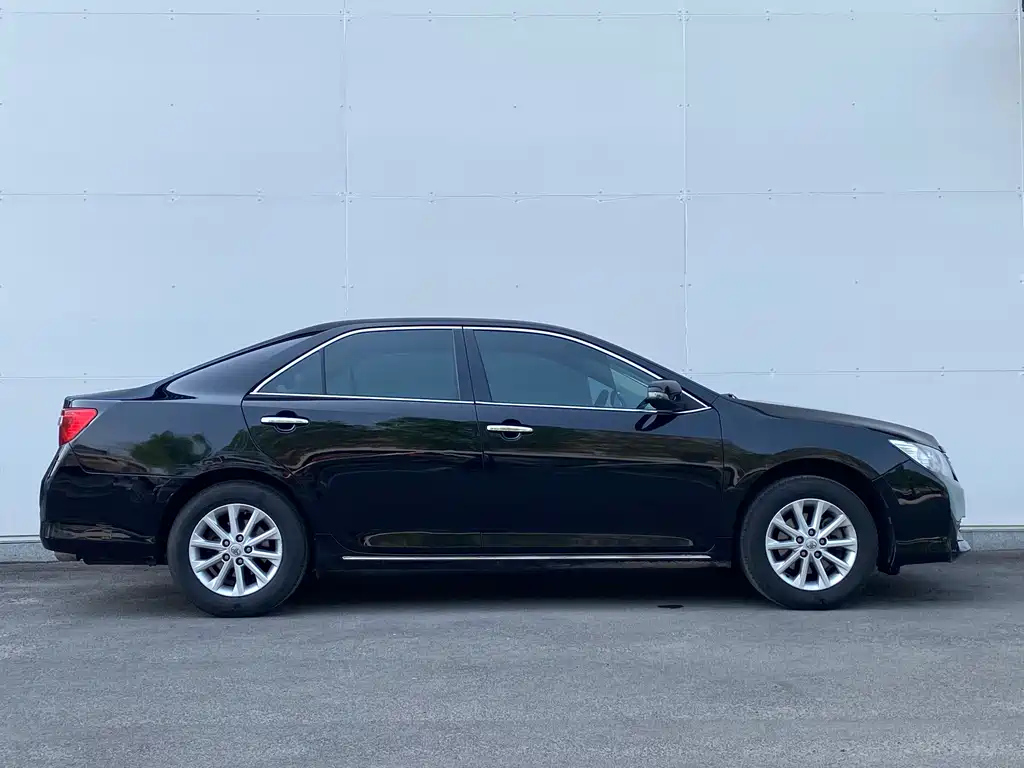 TOYOTA CAMRY 2014