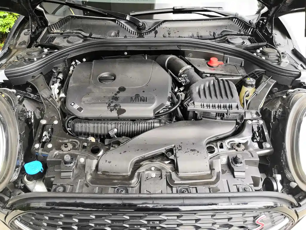 MINI CLUBMAN 2022